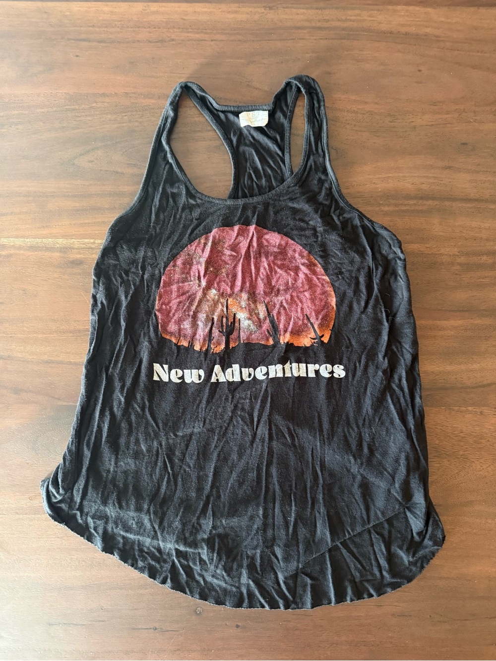 P.S. Kate New Adventures Black Velvet Desert Graphic Tank Top Small